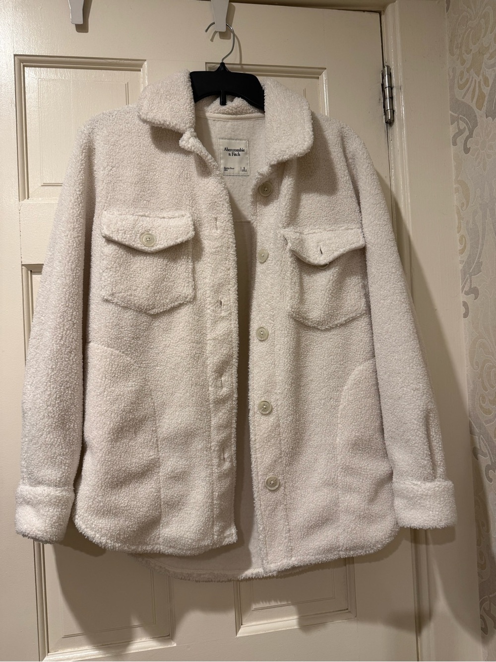 Abercrombie & Fitch Off-White Teddy Shacket